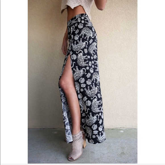 Cream Open Toe Boho Fringe Booties - Picture 6 of 7